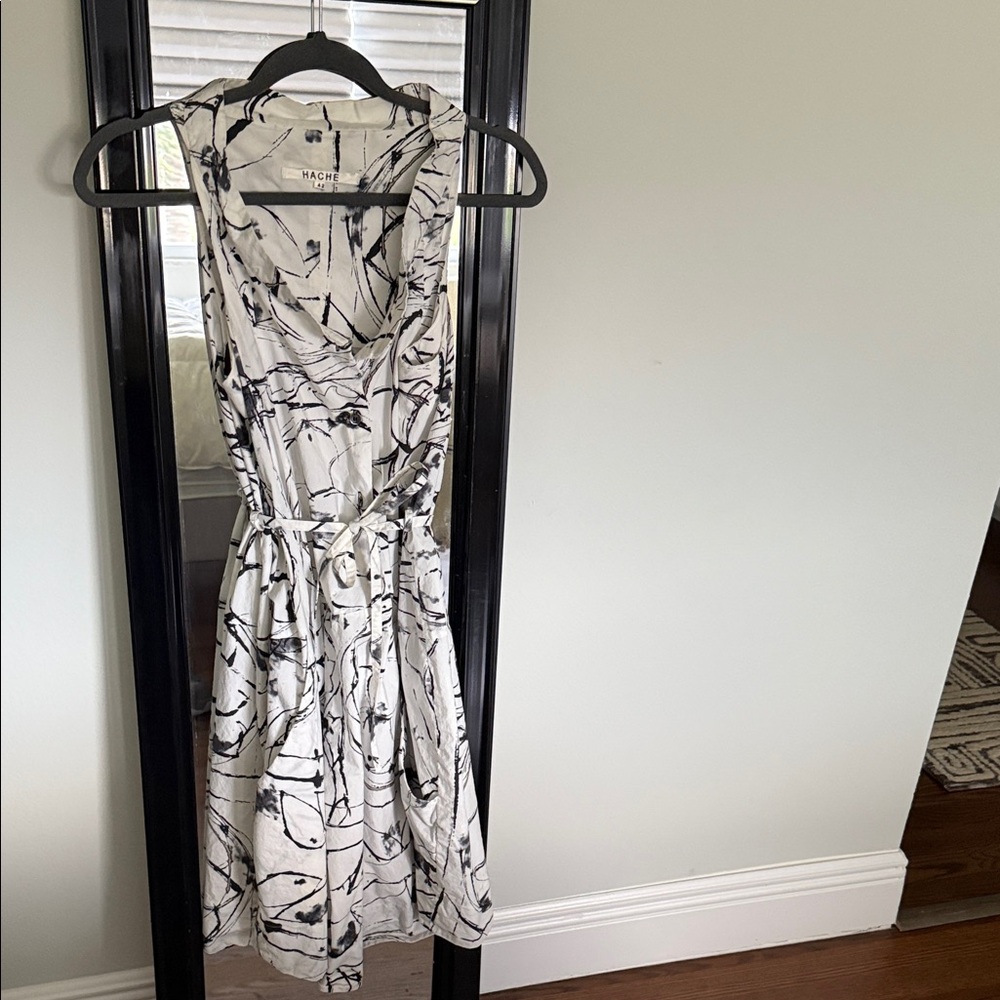 Hache Black and White Abstract Midi Dress